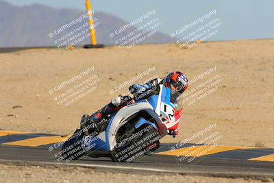 media/Oct-07-2023-CVMA (Sat) [[f84d08e330]]/Race 13 500 Supersport-350 Supersport/